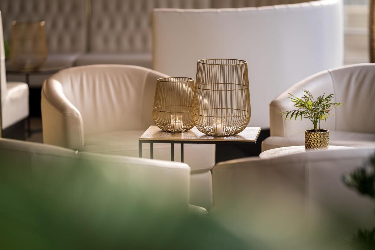 Hotel Lugano Кнокке-Хейст Экстерьер фото