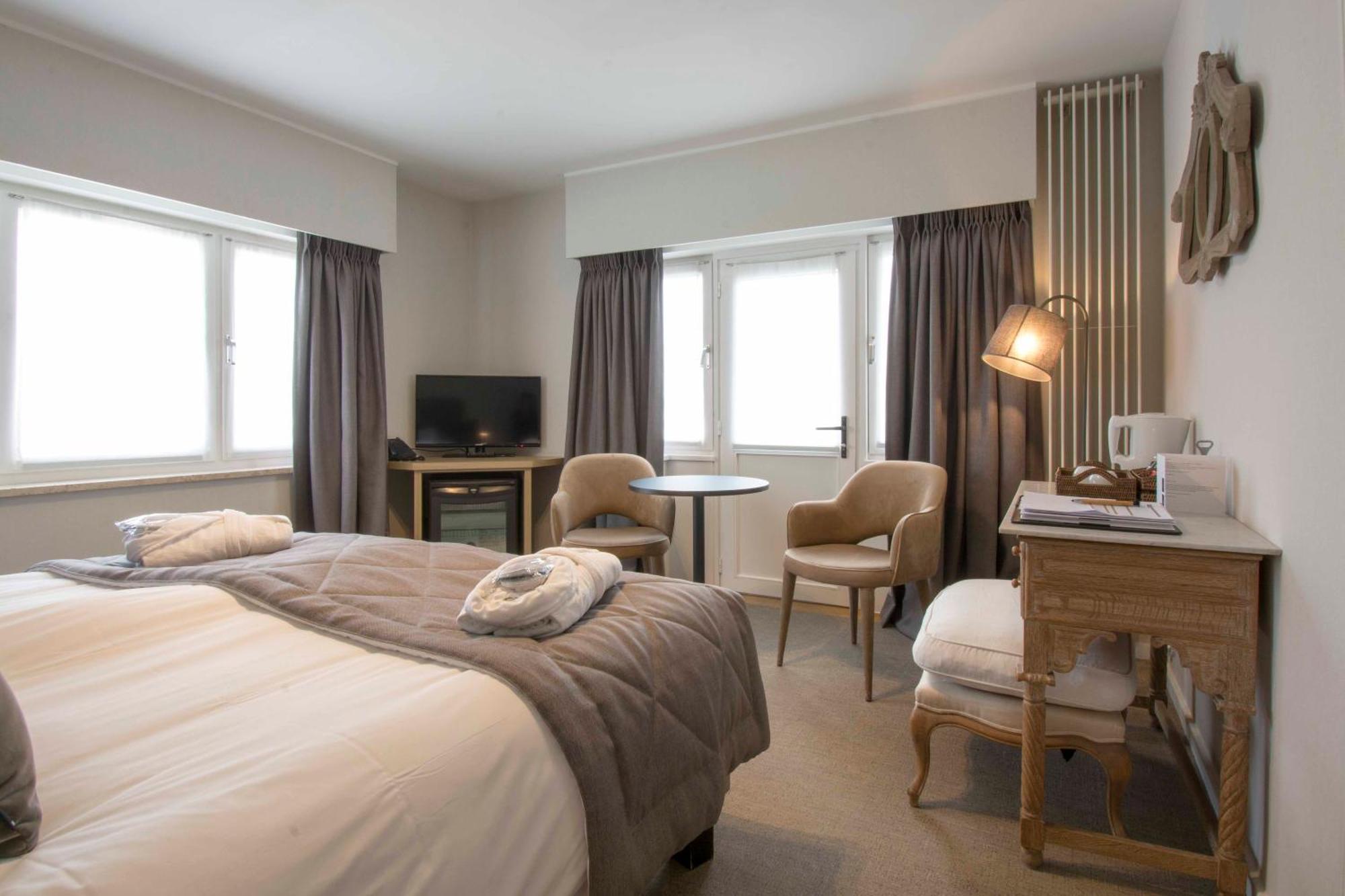 Hotel Lugano Кнокке-Хейст Экстерьер фото
